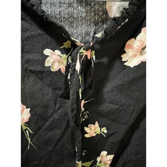 Buffalo David Bitton Womens Top Flutter Sleeve Floral Medium - Picture 5 of 5